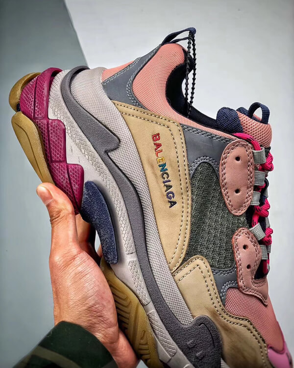 バレンシアガスーパーコピー バレンシアガ Triple S 